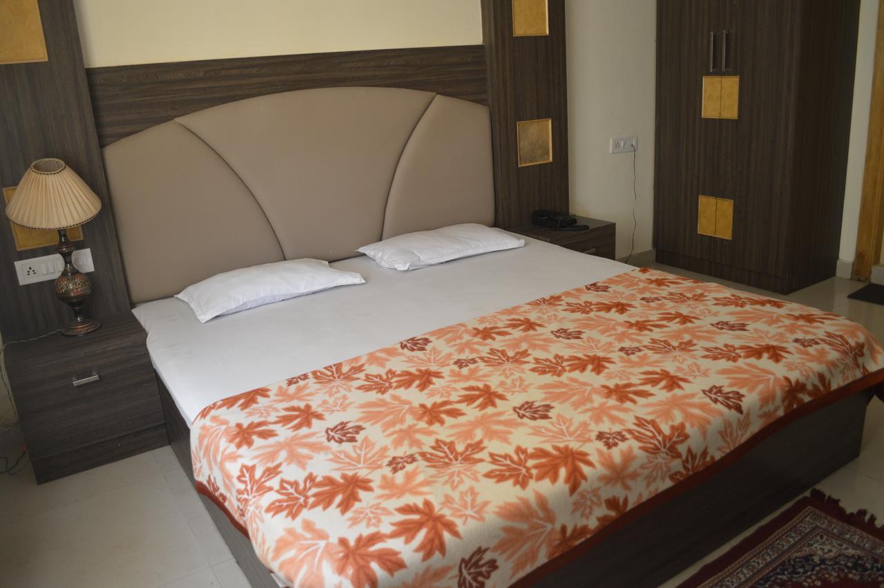 Hotel City Palace Brahmapur Eksteriør billede