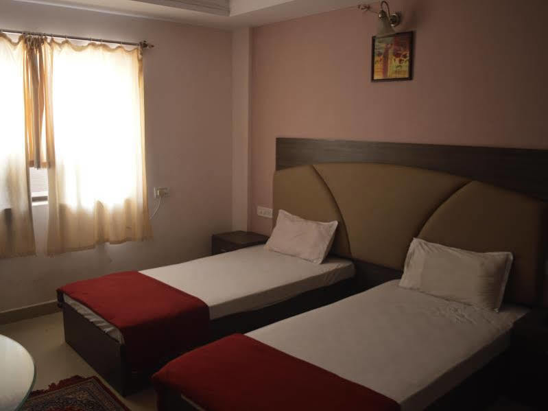 Hotel City Palace Brahmapur Eksteriør billede